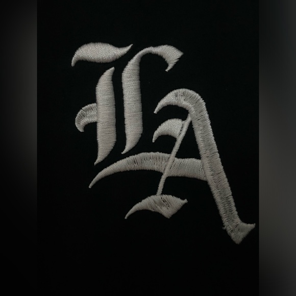 LA Embroidered Forever 21 T-Shirt size medium - Picture 4 of 4